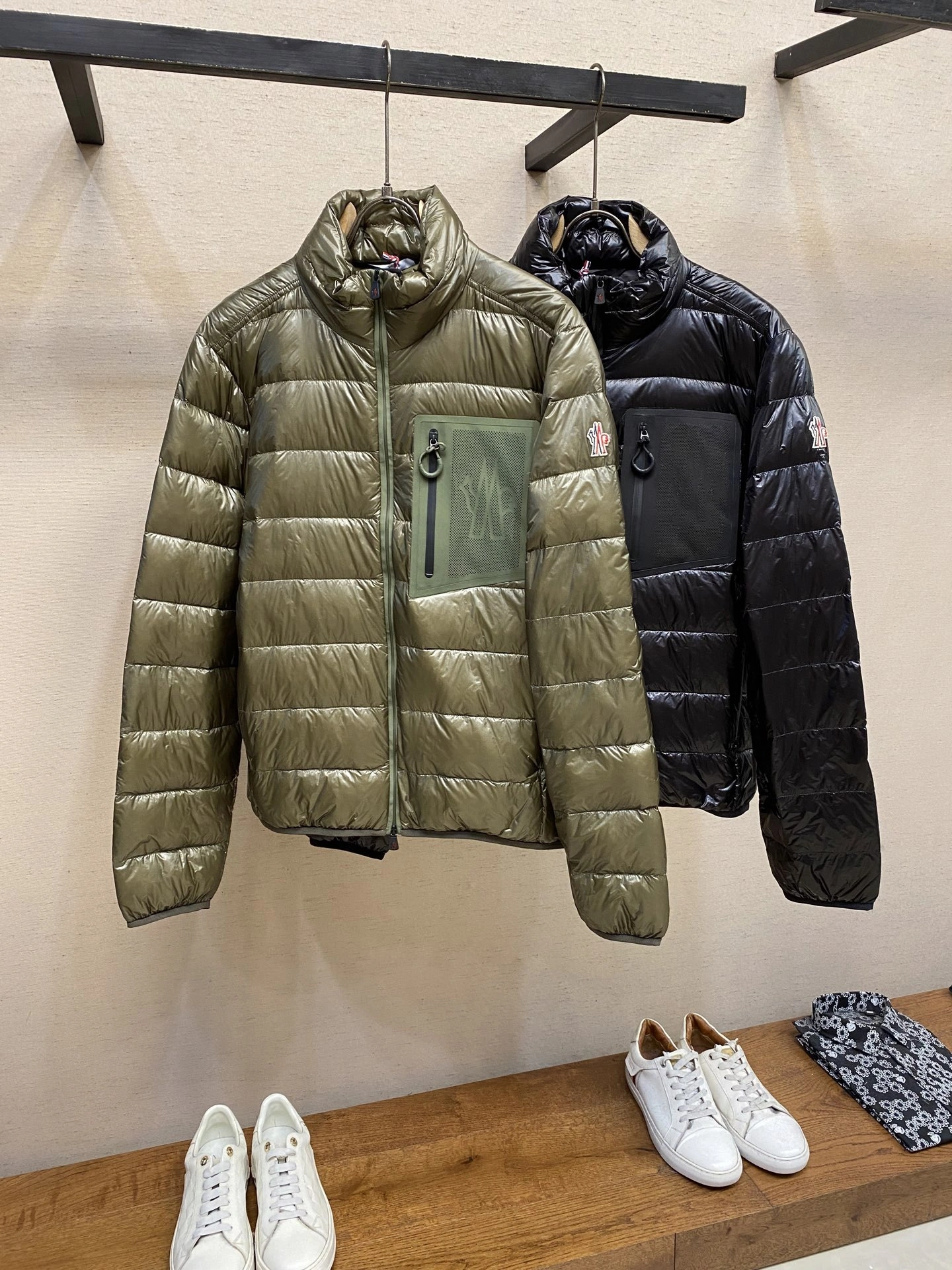 wg.luxury-- 7o9385r Down jacket nylon 2colour item: E-F443J1638-2H